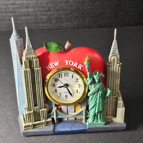 Big Apple Monuments New York Clock Souvenir Collectible - Picture 5 of 8